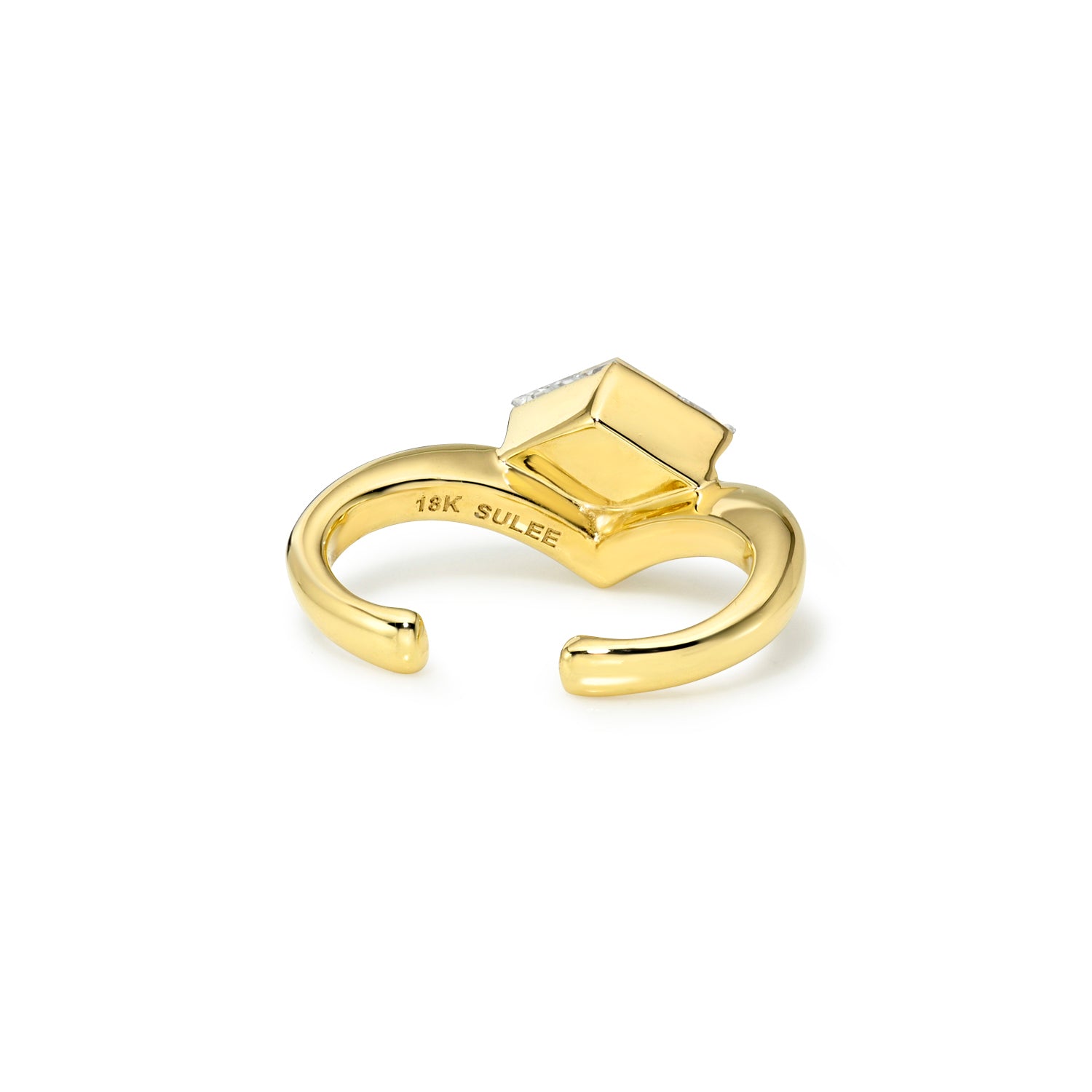 18k yellow gold V shaped ear cuff with lozenge step-cut diamond