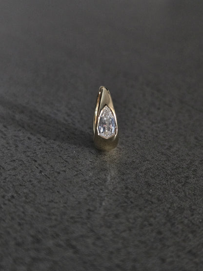 18k yellow gold 9.5mm signature tapered hoop with pear step-cut diamond center