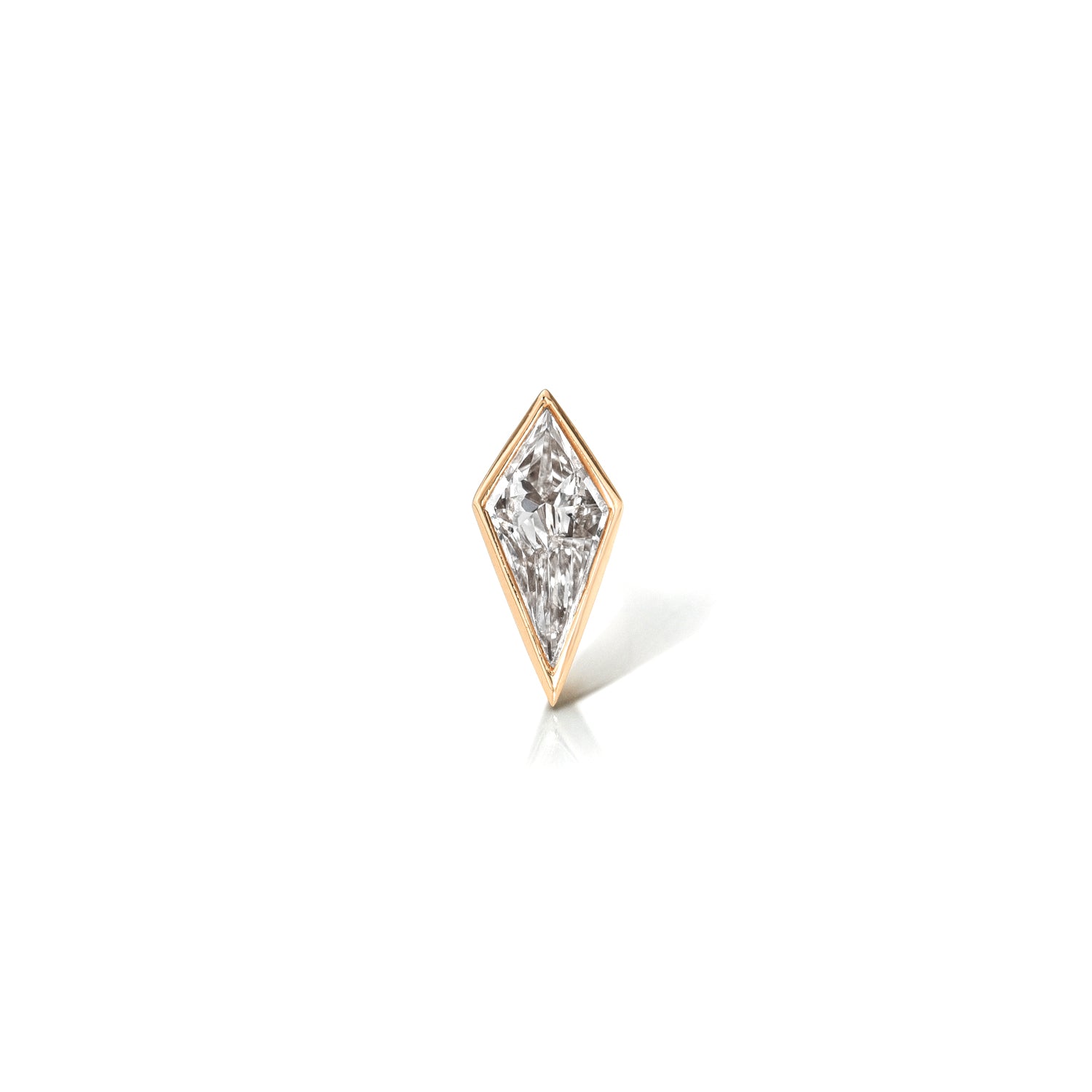 KITE DIAMOND BEZEL STUD