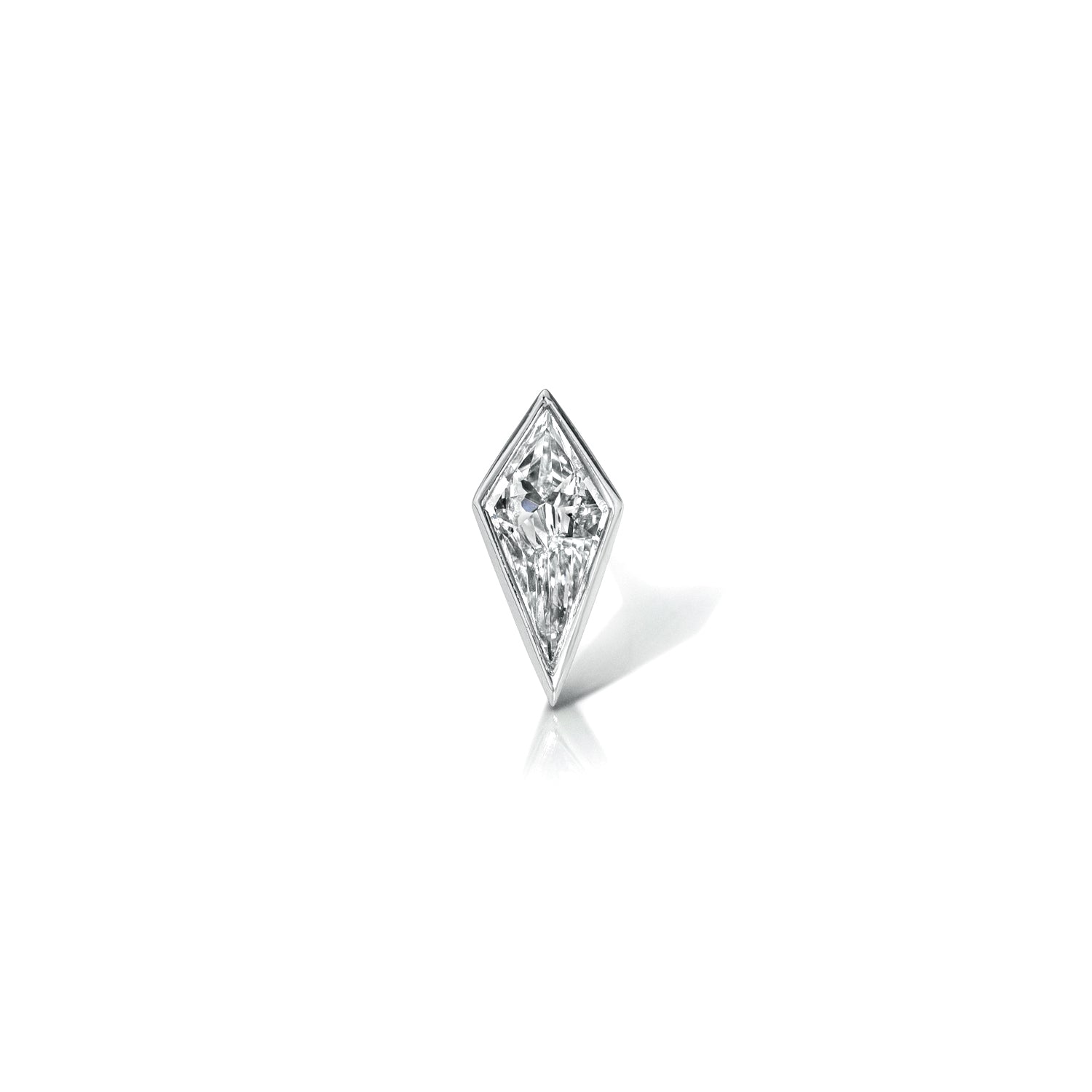 18k white gold kite diamond bezel post stud with butterfly backing