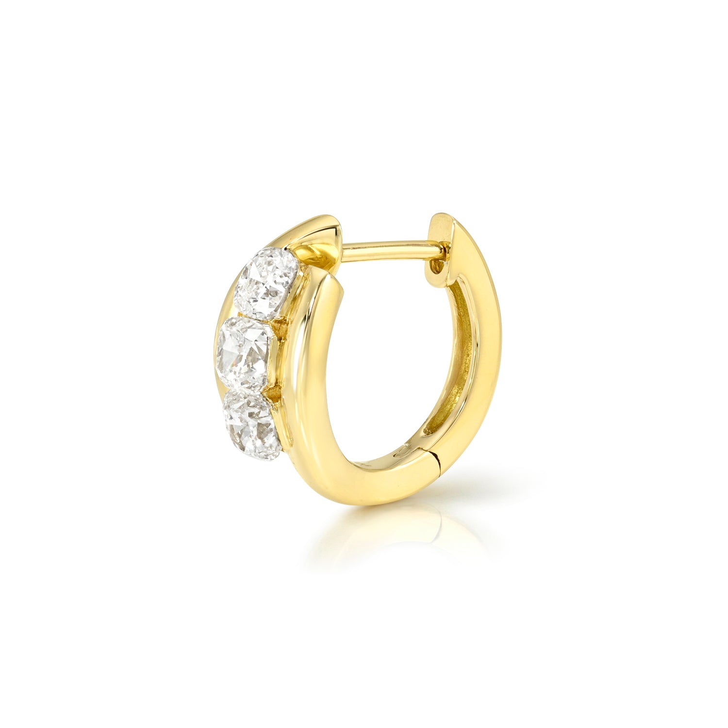 18k yellow gold 9.5mm three cushion cut diamond hoop