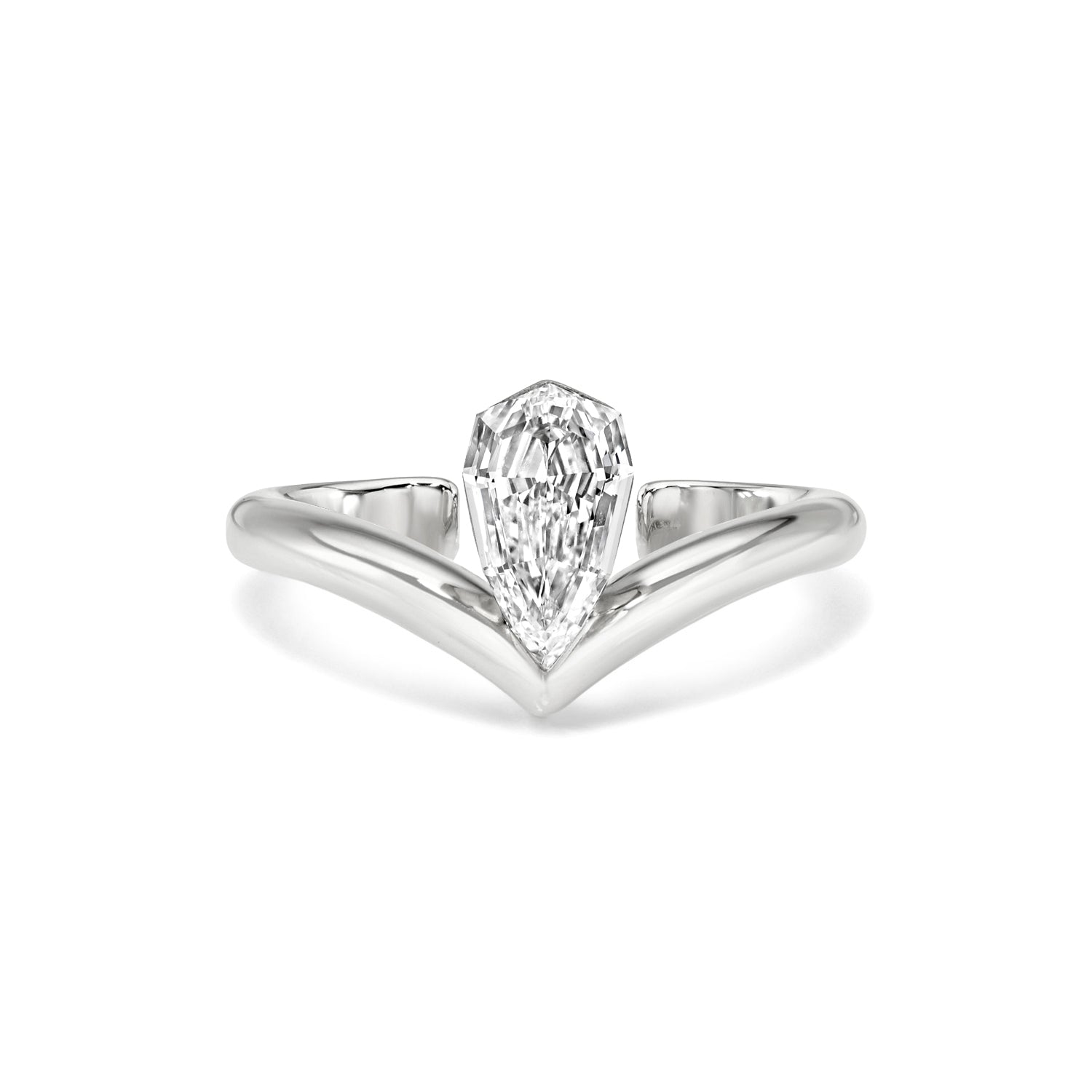 18k white gold V shaped ear cuff with pear step-cut diamond 