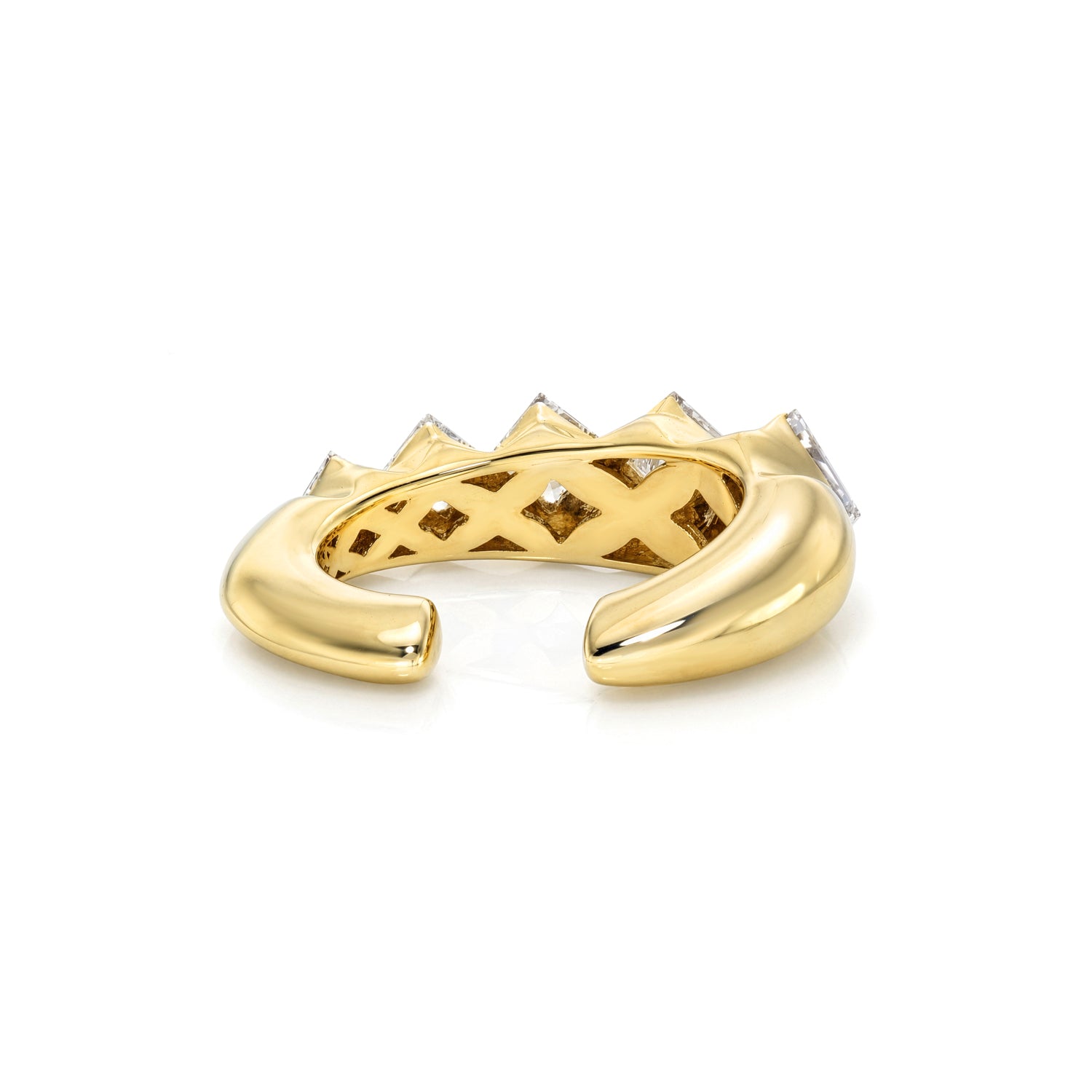 GRADUATING PRINCESS-CUT DIAMOND TAPERED CUFF